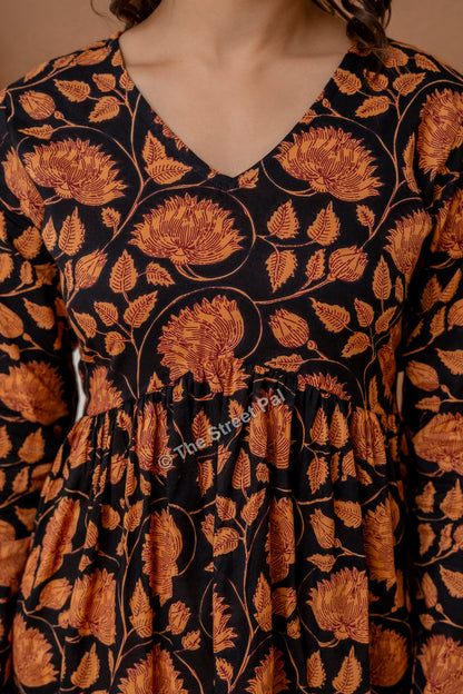 Floral Hand Block Cotton Short Kurti – Black Rust