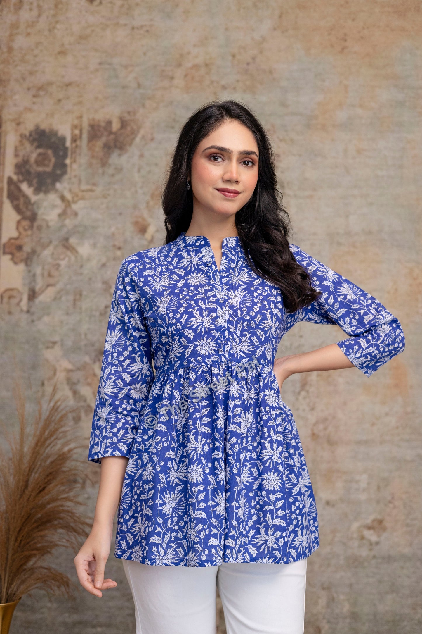 Floral Hand Block Cotton Short Kurti – Royal Blue
