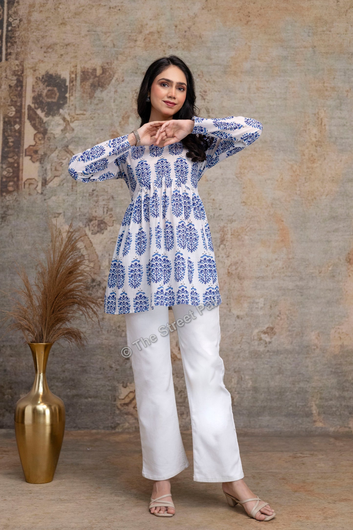 Hand Block Cotton Short Kurti – White & Blue Buta Print